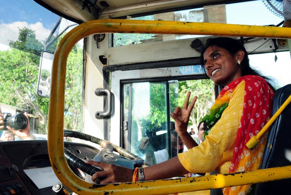 The Weekend Leader - First batch of women DTC bus drivers given appointment letters
